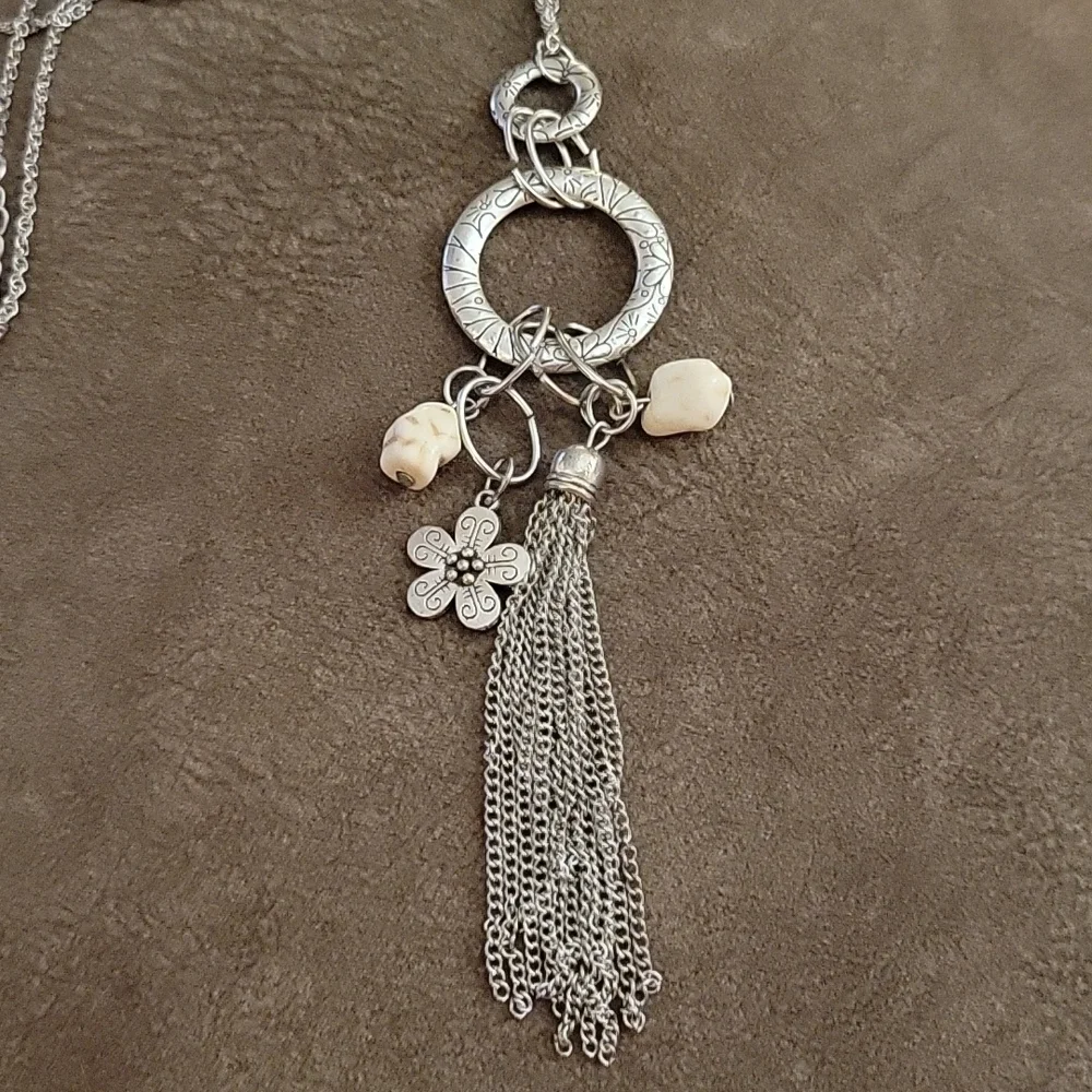 3/$20 PAPARAZZI Tour de Desert White Tassel Festival Necklace Earrings Set